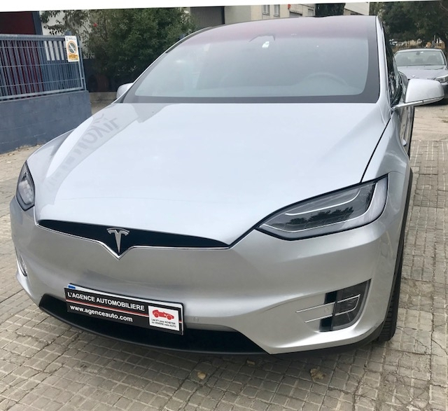 Tesla Model X — 14