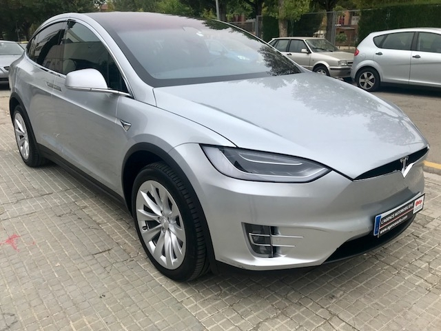 Tesla Model X — 9