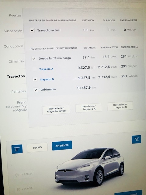Tesla Model X — 28