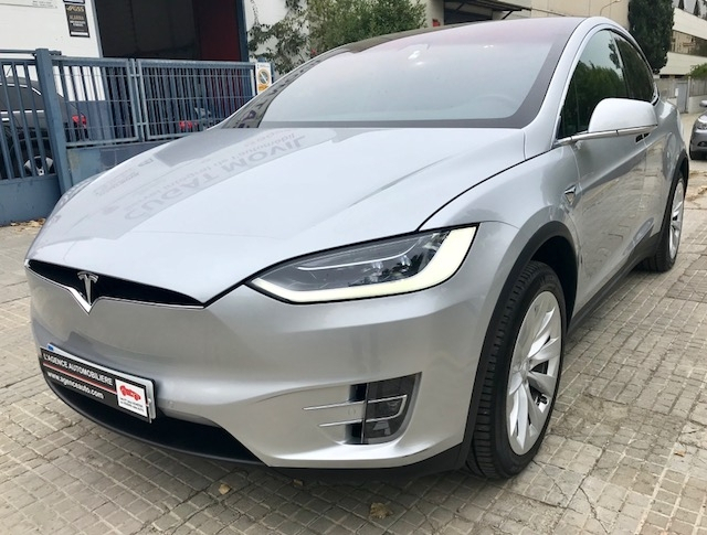 Tesla Model X — 30
