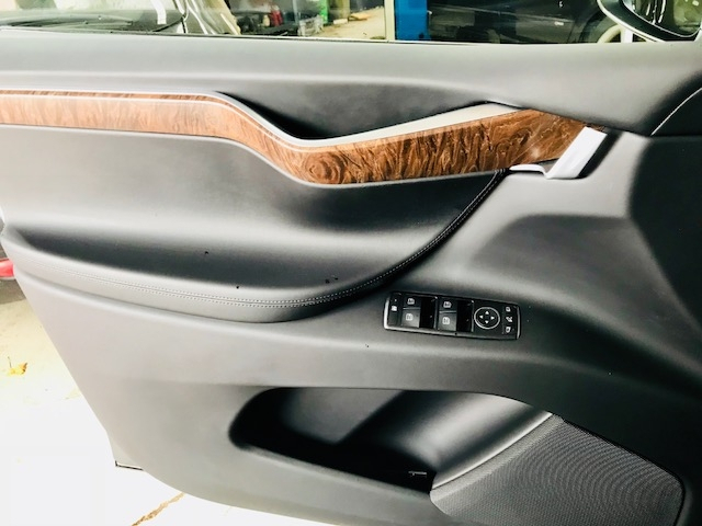 Tesla Model X — 31