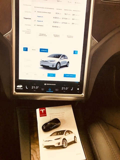 Tesla Model X — 34