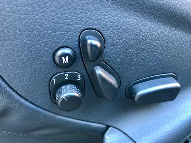 Mercedes CLK — 12