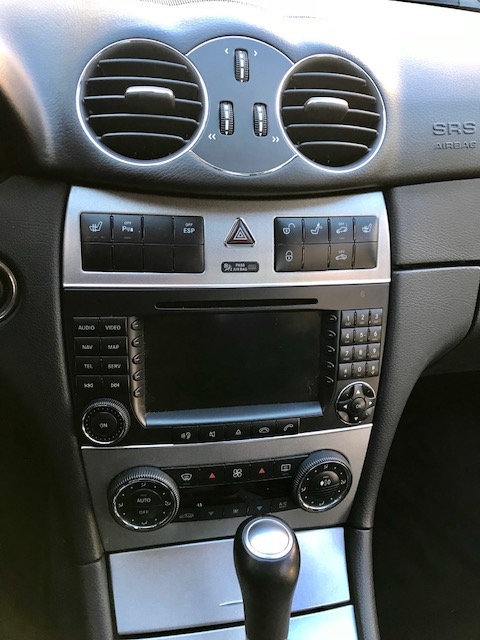 Mercedes CLK — 17