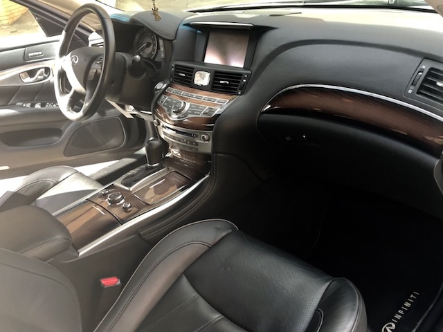 Infiniti Q70 — 26