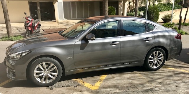 Infiniti Q70 — 14