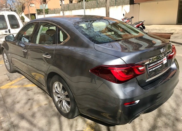 Infiniti Q70 — 5