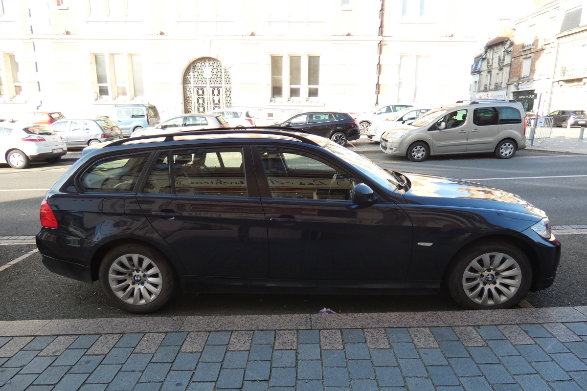 Bmw Série 3 — 4