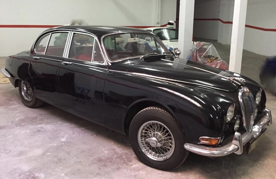 Jaguar Daimler — 3