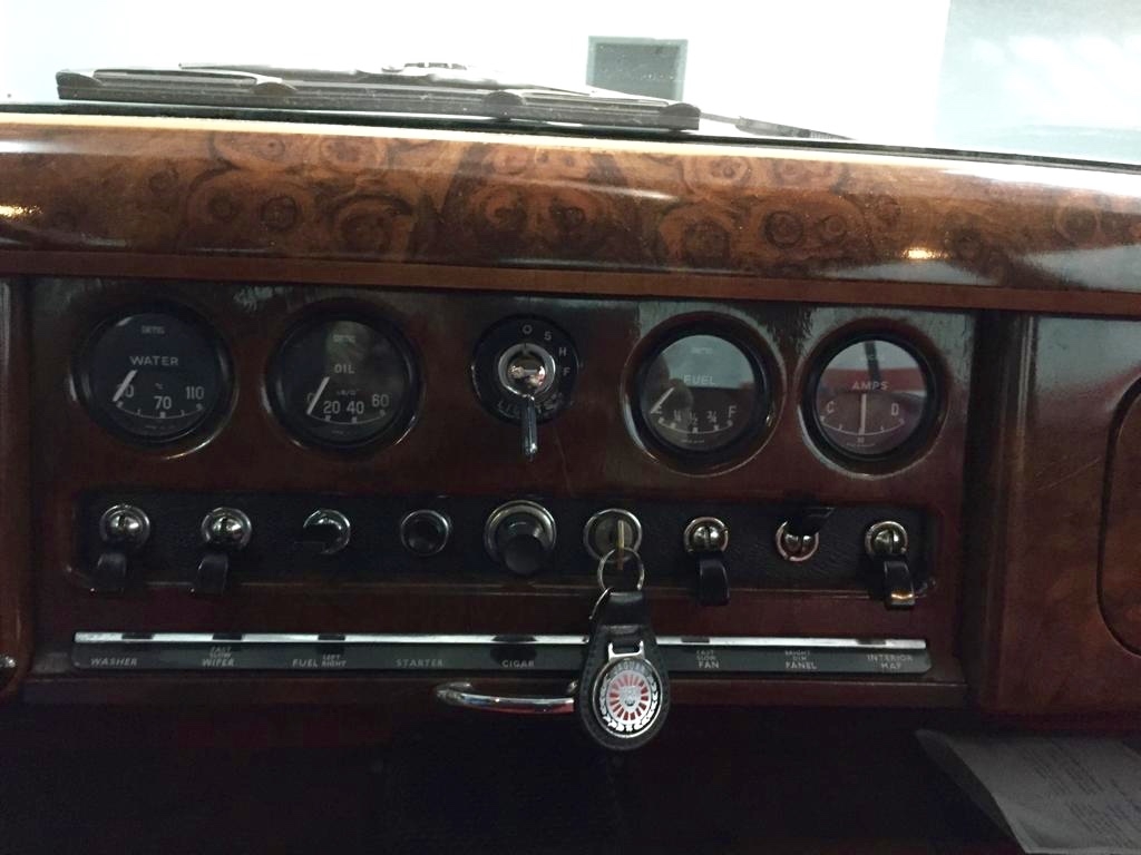 Jaguar Daimler — 4