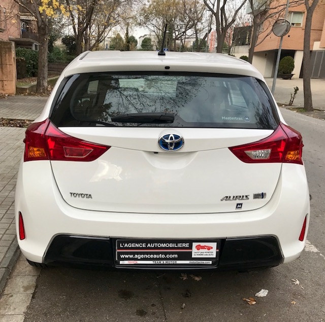 Toyota Auris — 6