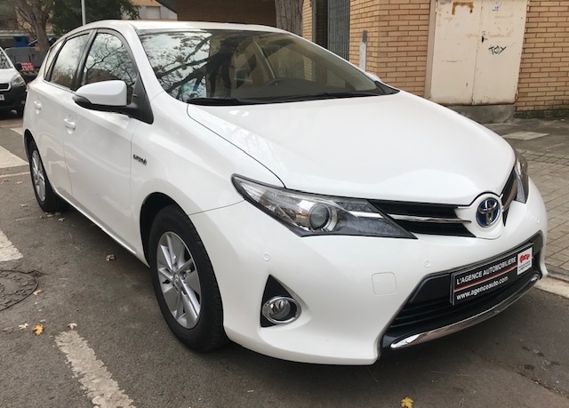 Toyota Auris — 4