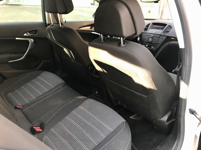 Opel Insignia — 10