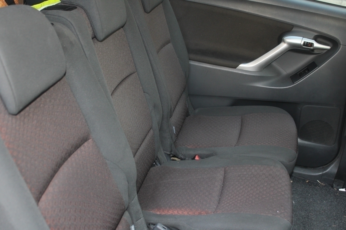 Toyota Verso — 17
