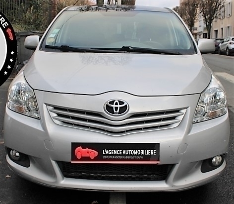Toyota Verso — 3