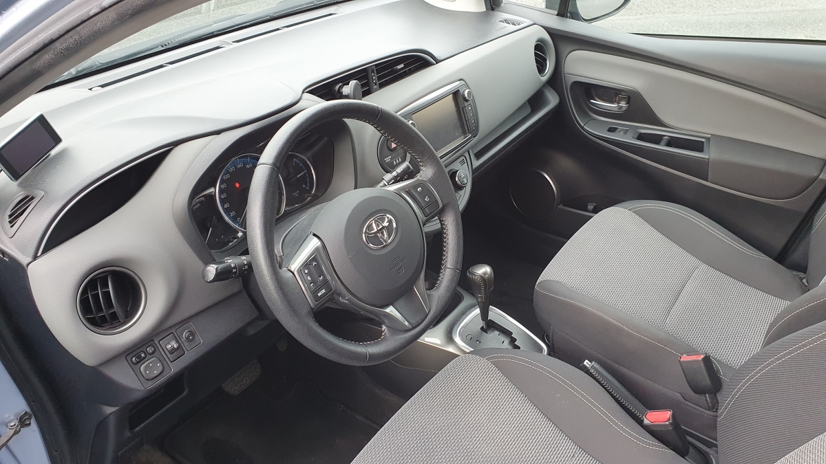 Toyota Yaris — 10