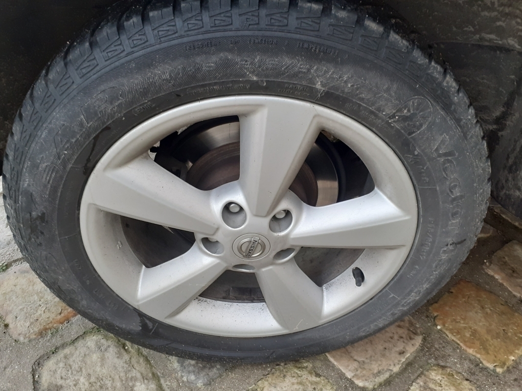 Nissan Qashqai — 15