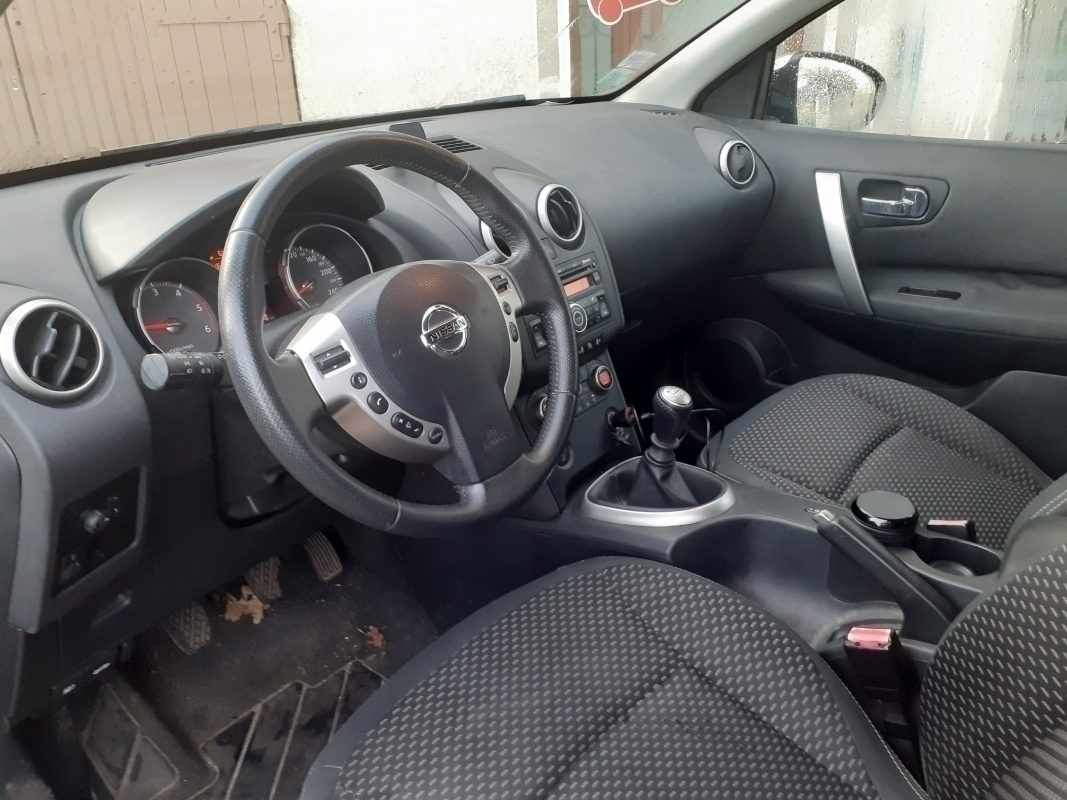 Nissan Qashqai — 8