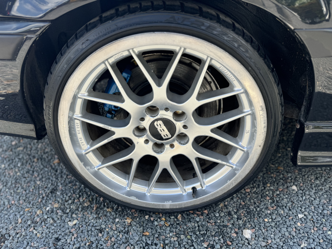 Bmw Série 3 — 18