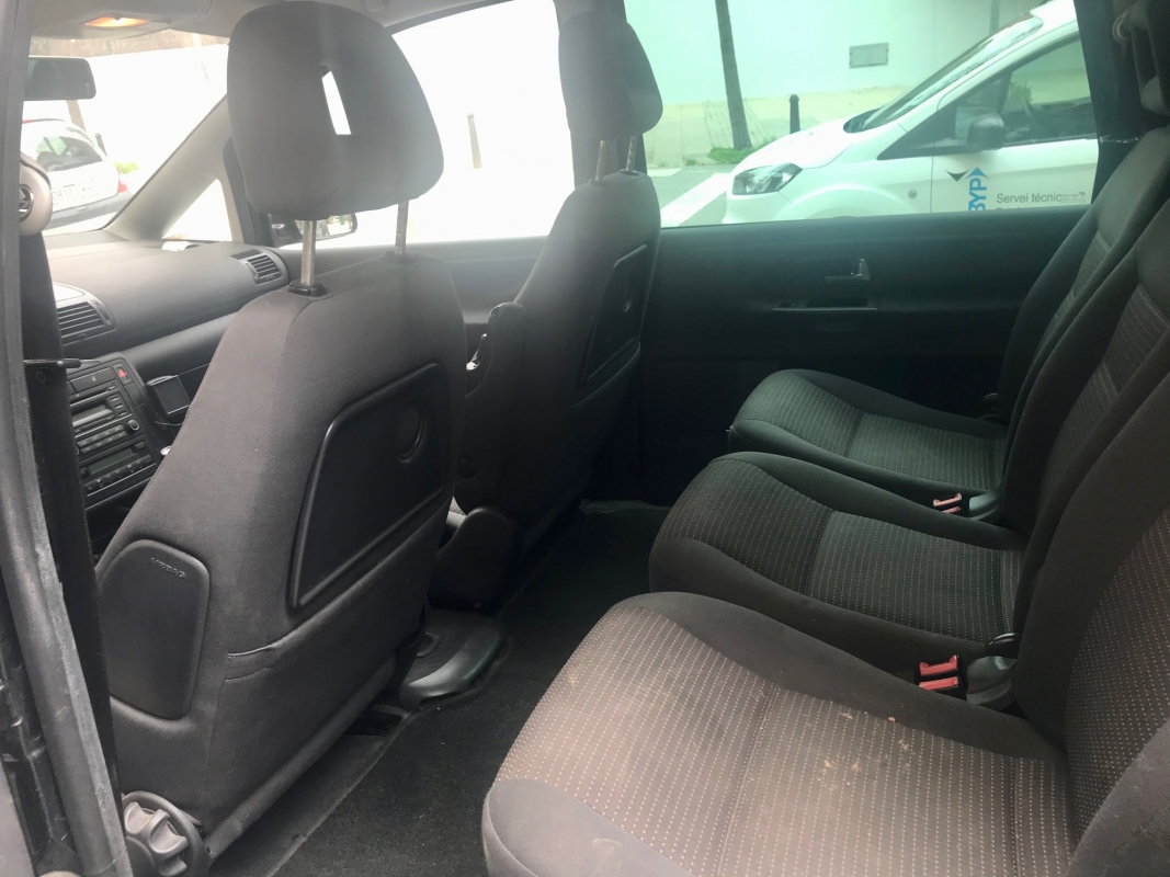Seat Alhambra — 13