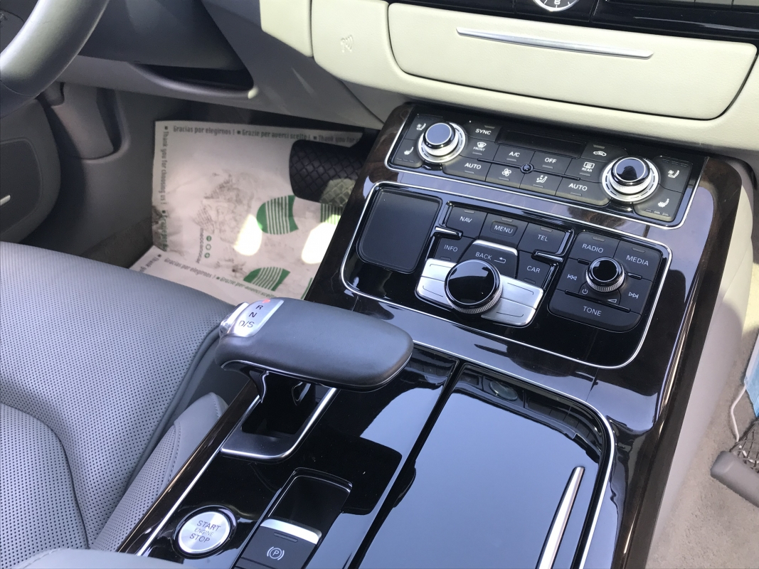 Audi A8 — 19