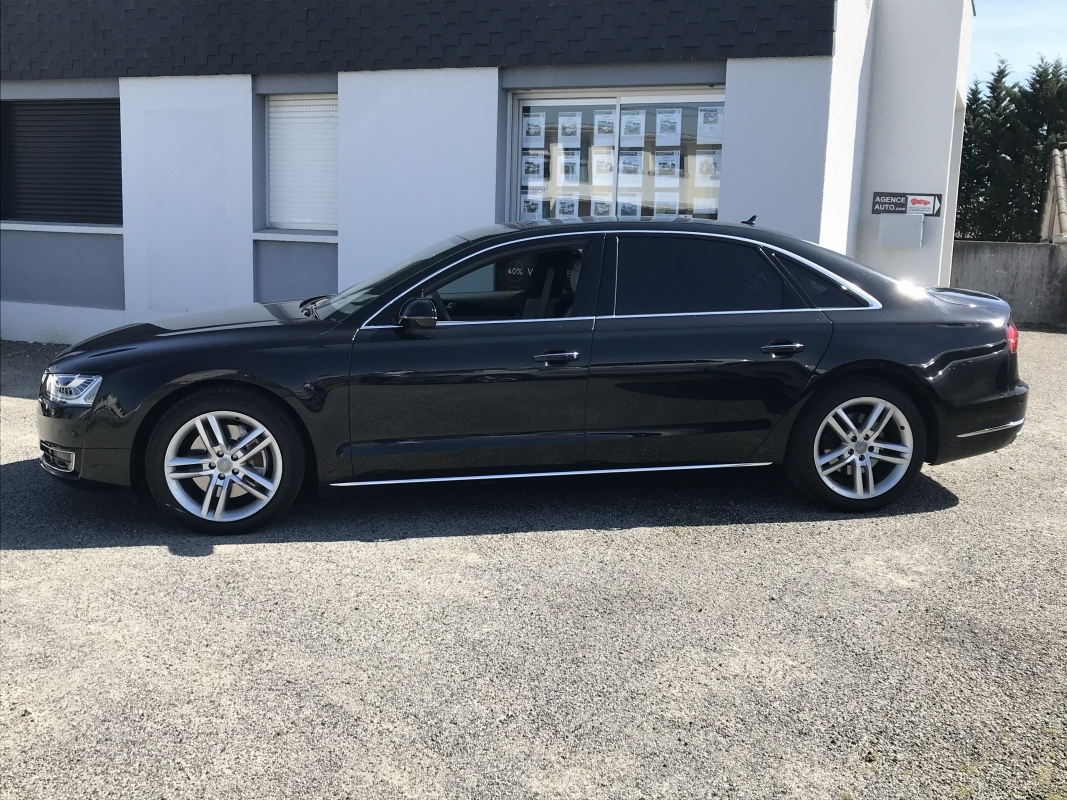 Audi A8 — 7