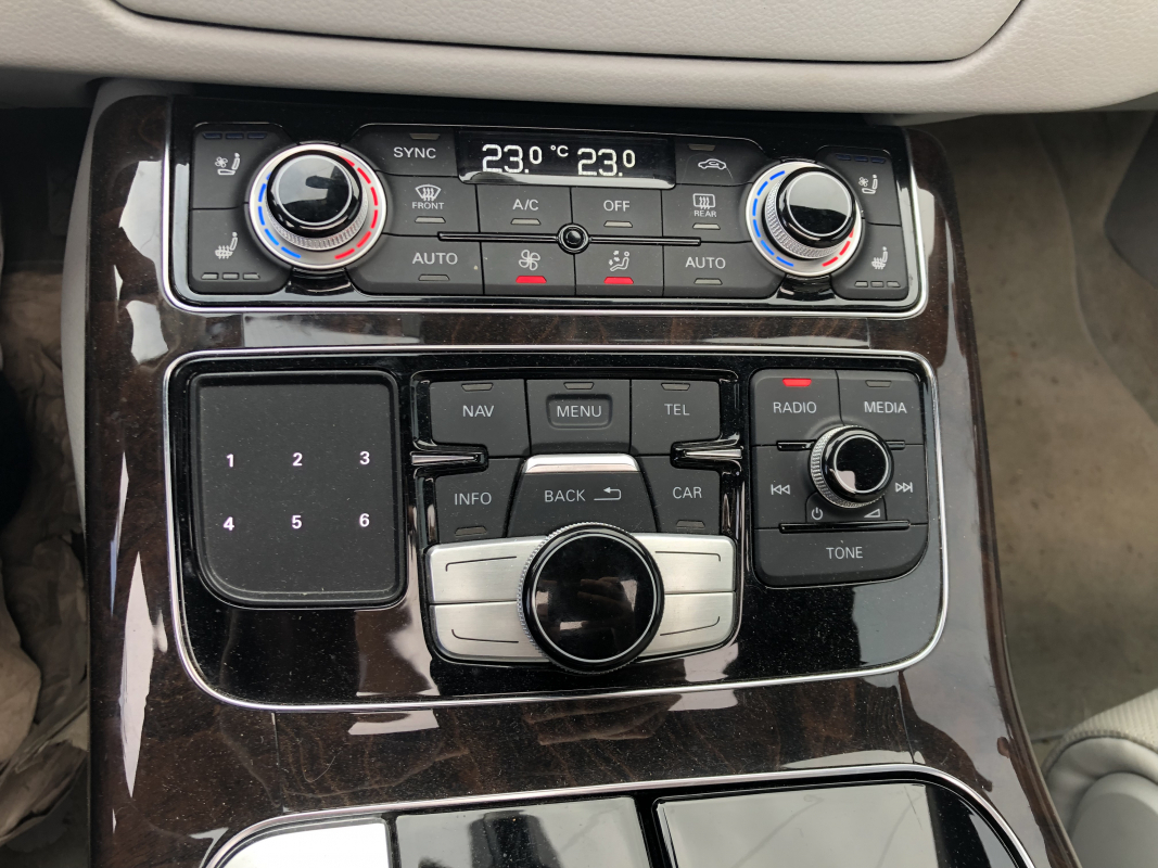 Audi A8 — 35