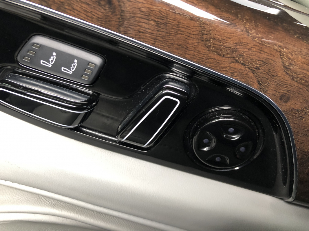 Audi A8 — 38