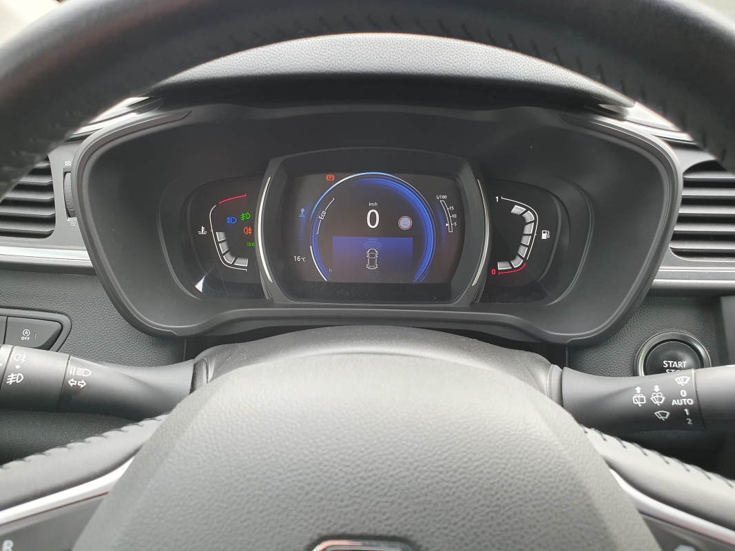 Renault Kadjar — 18