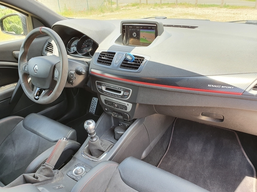 Renault Megane — 15
