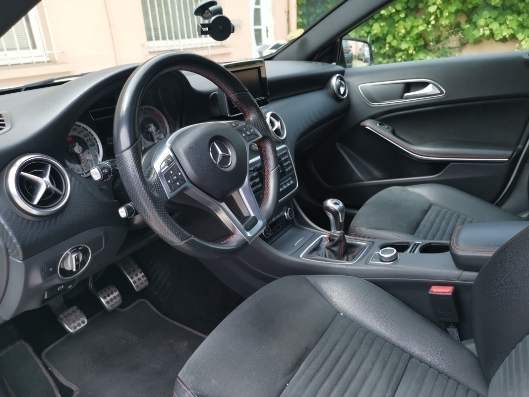 Mercedes Classe A — 18