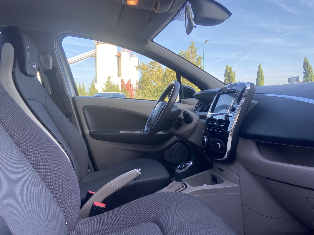 Renault Zoe — 22