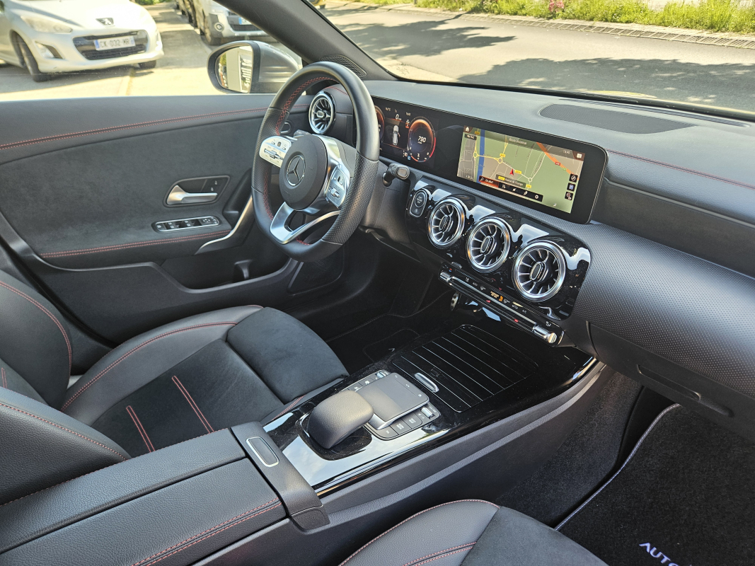 Mercedes Classe CLA — 26