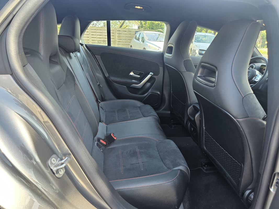 Mercedes Classe CLA — 28