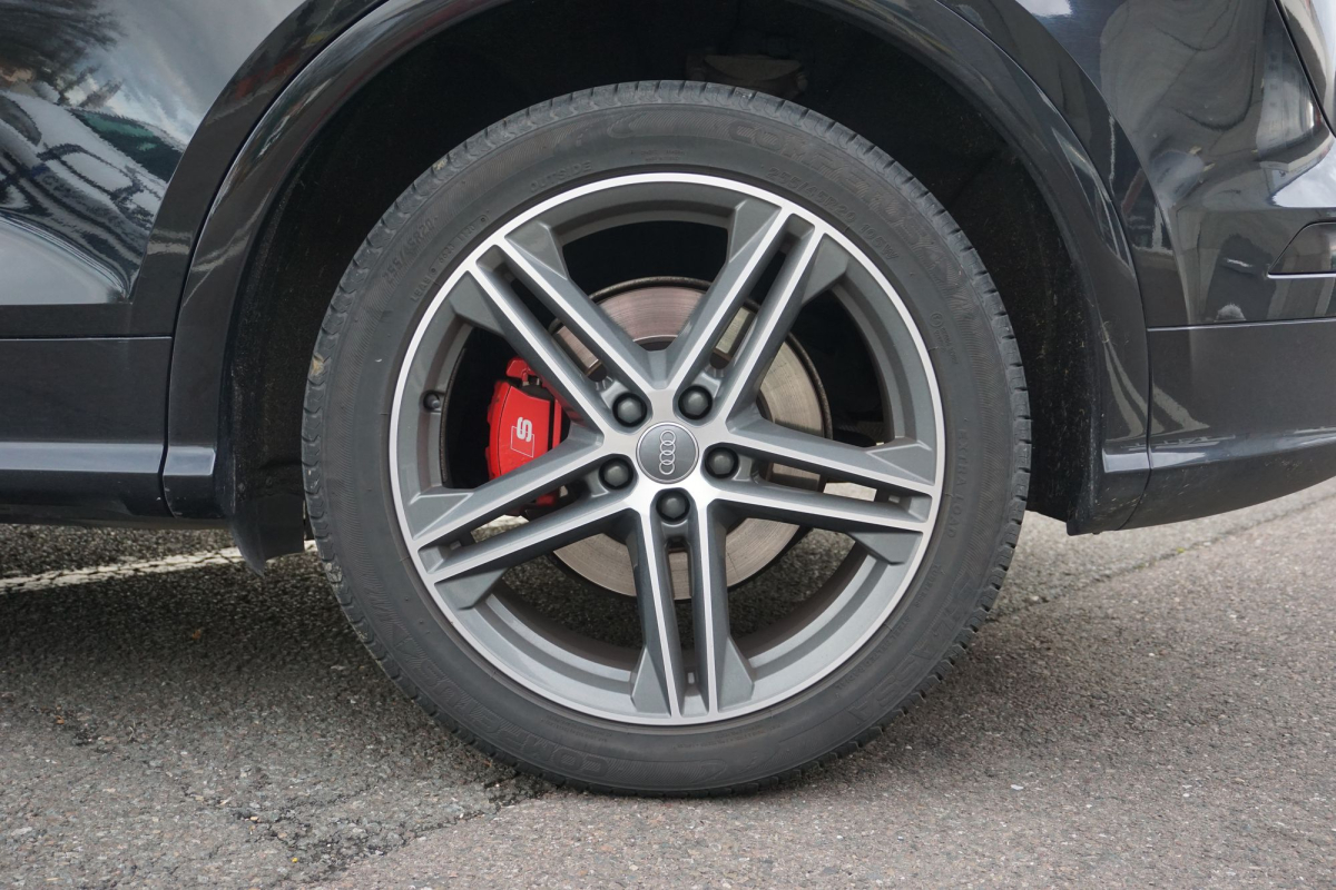 Audi SQ5 — 71