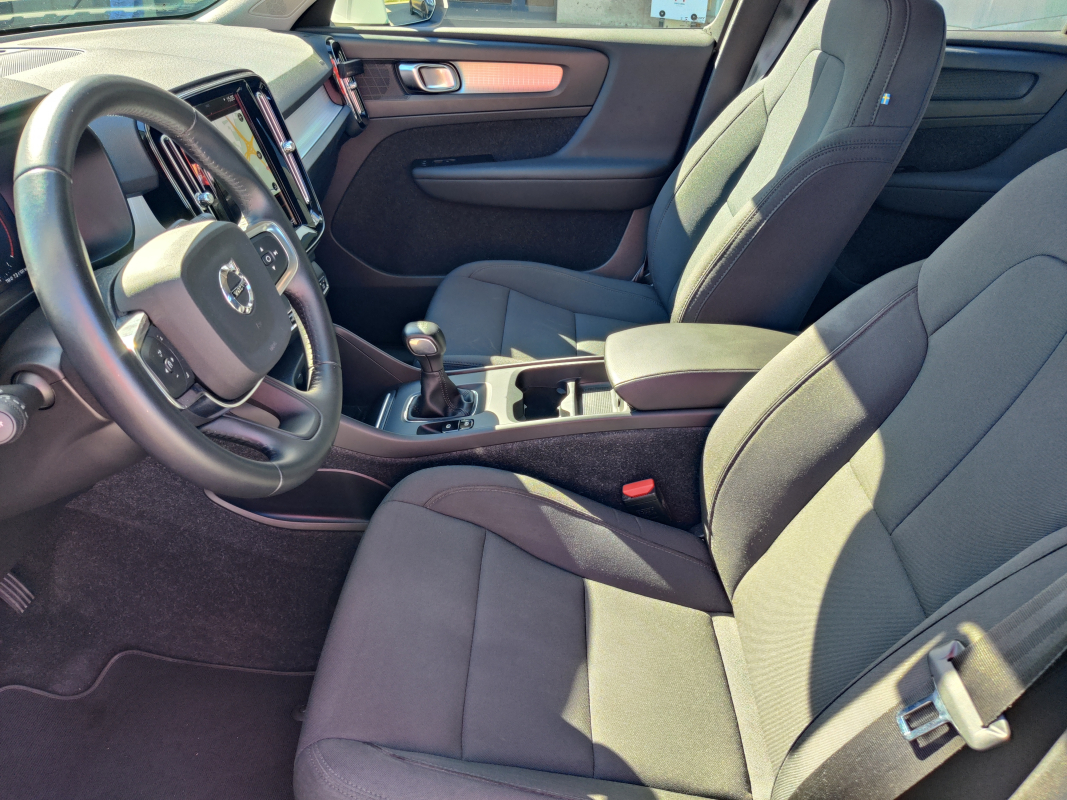 Volvo XC40 — 26