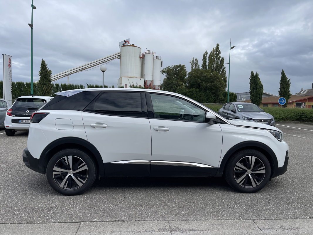 Peugeot 3008 — 14