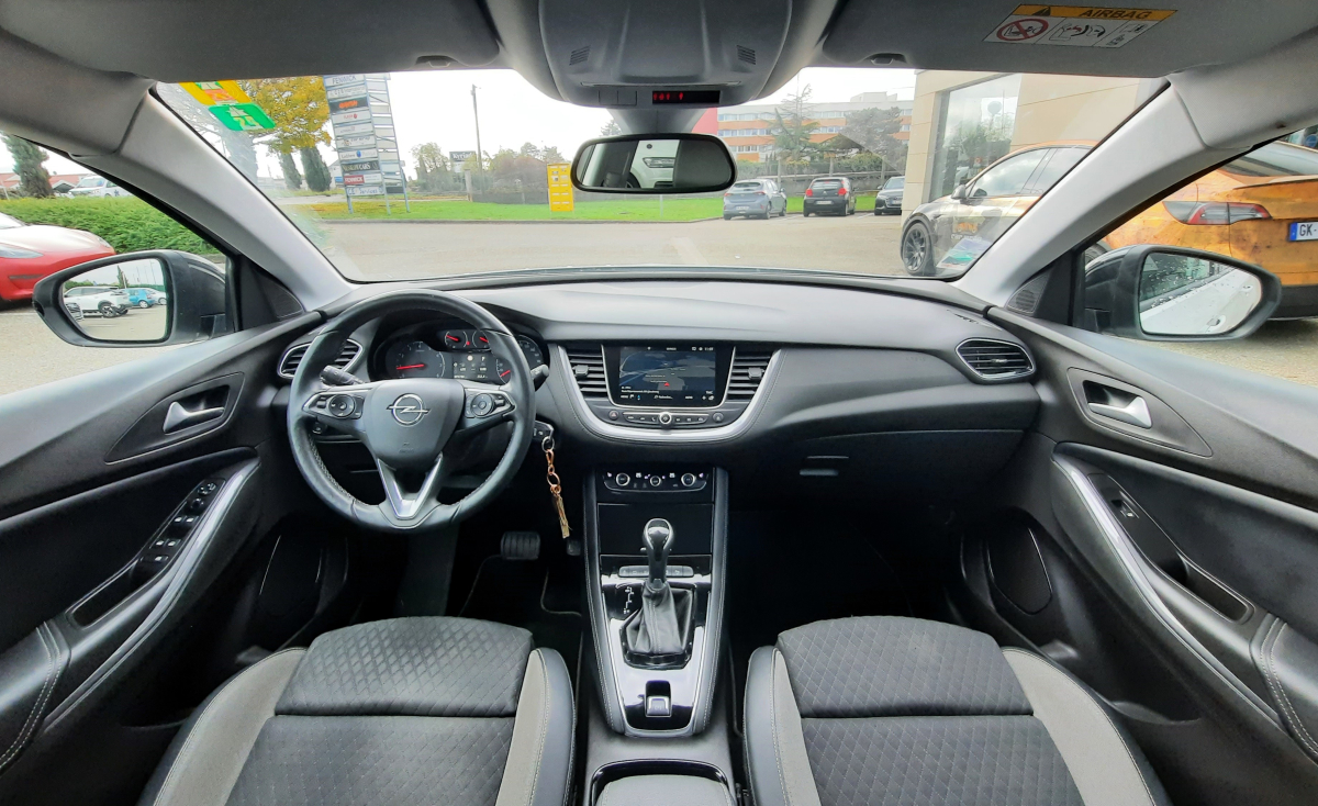 Opel Grandland X — 30
