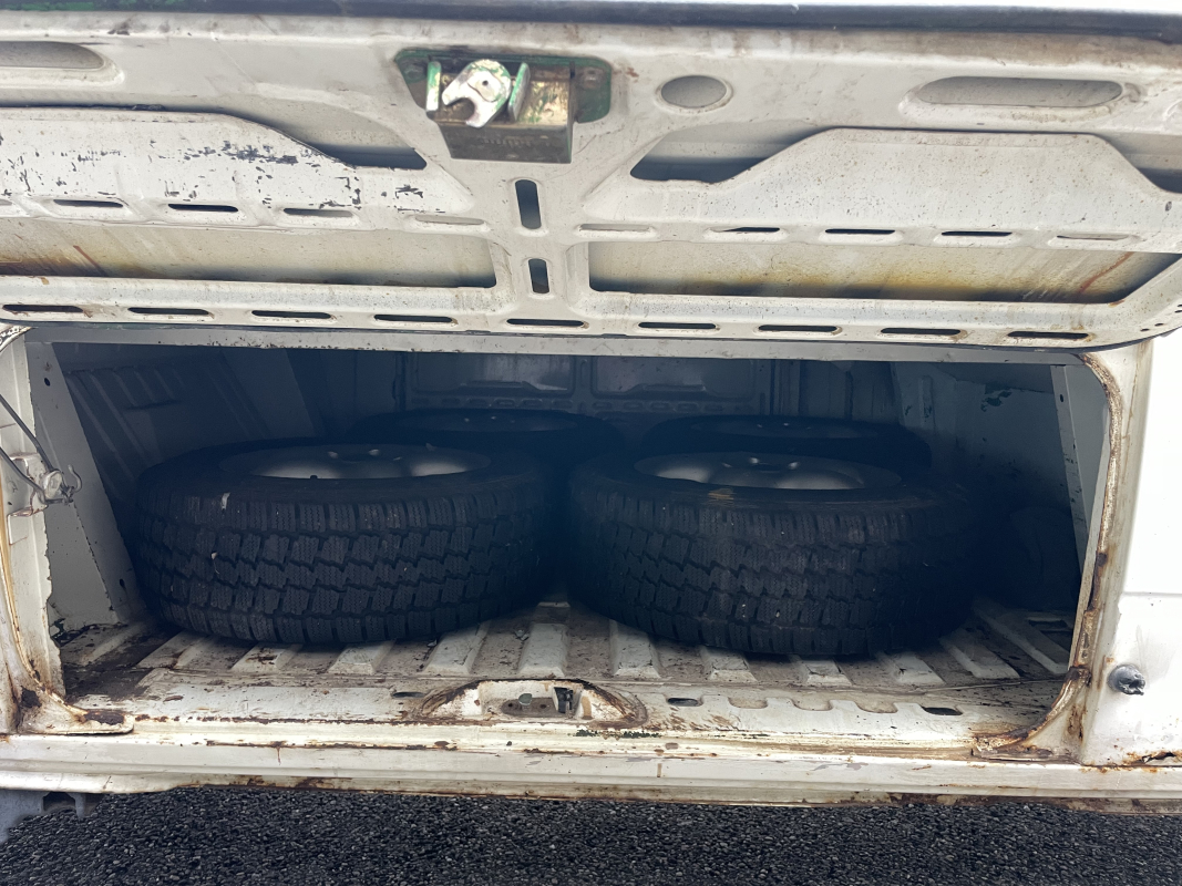 Volkswagen Transporter — 24