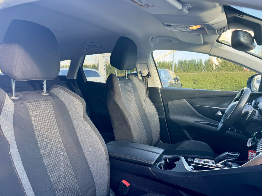 Peugeot 3008 — 22
