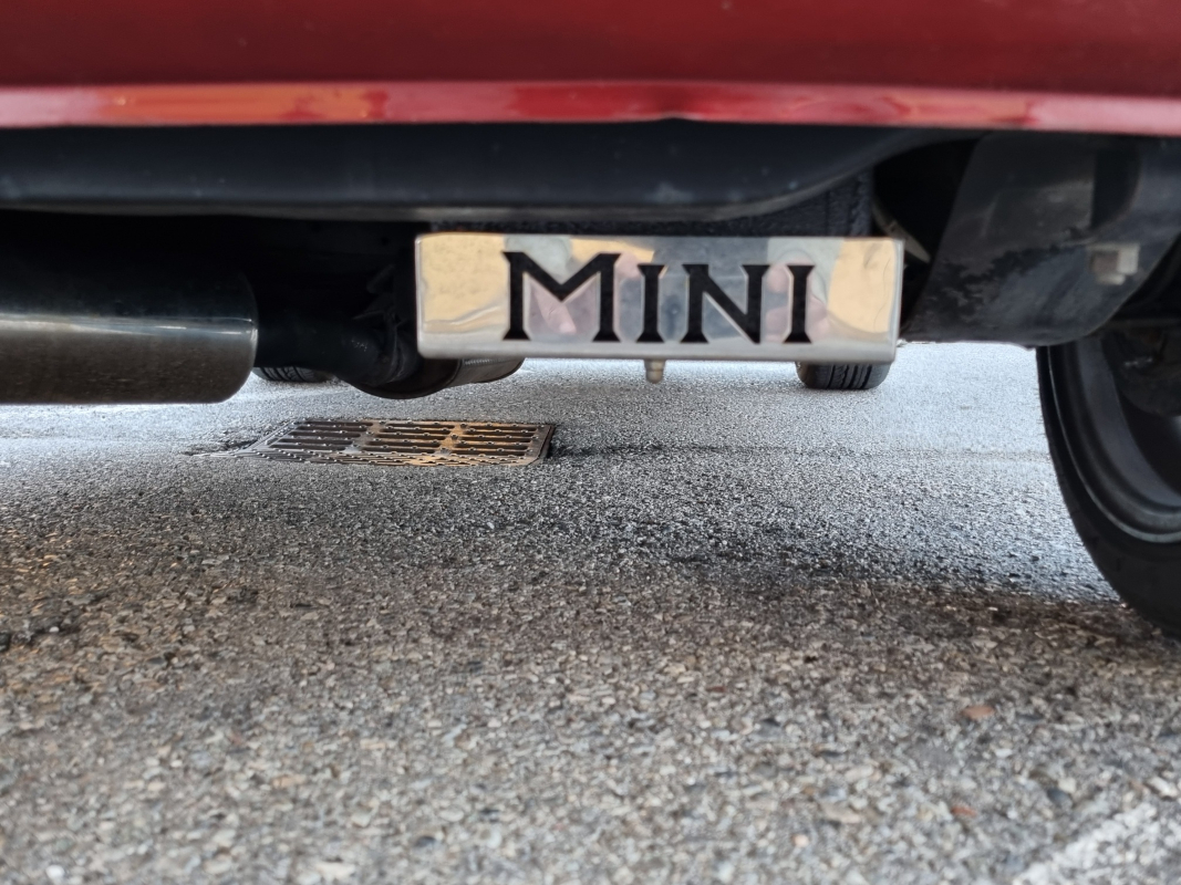 Austin Mini — 72