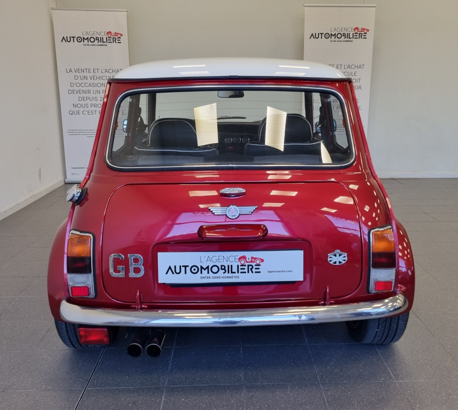 Austin Mini — 76