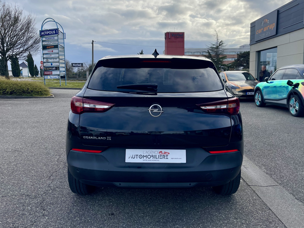 Opel Grandland X — 10