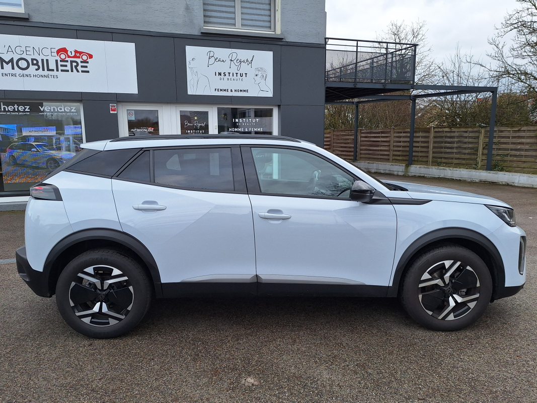 Peugeot 2008 — 16