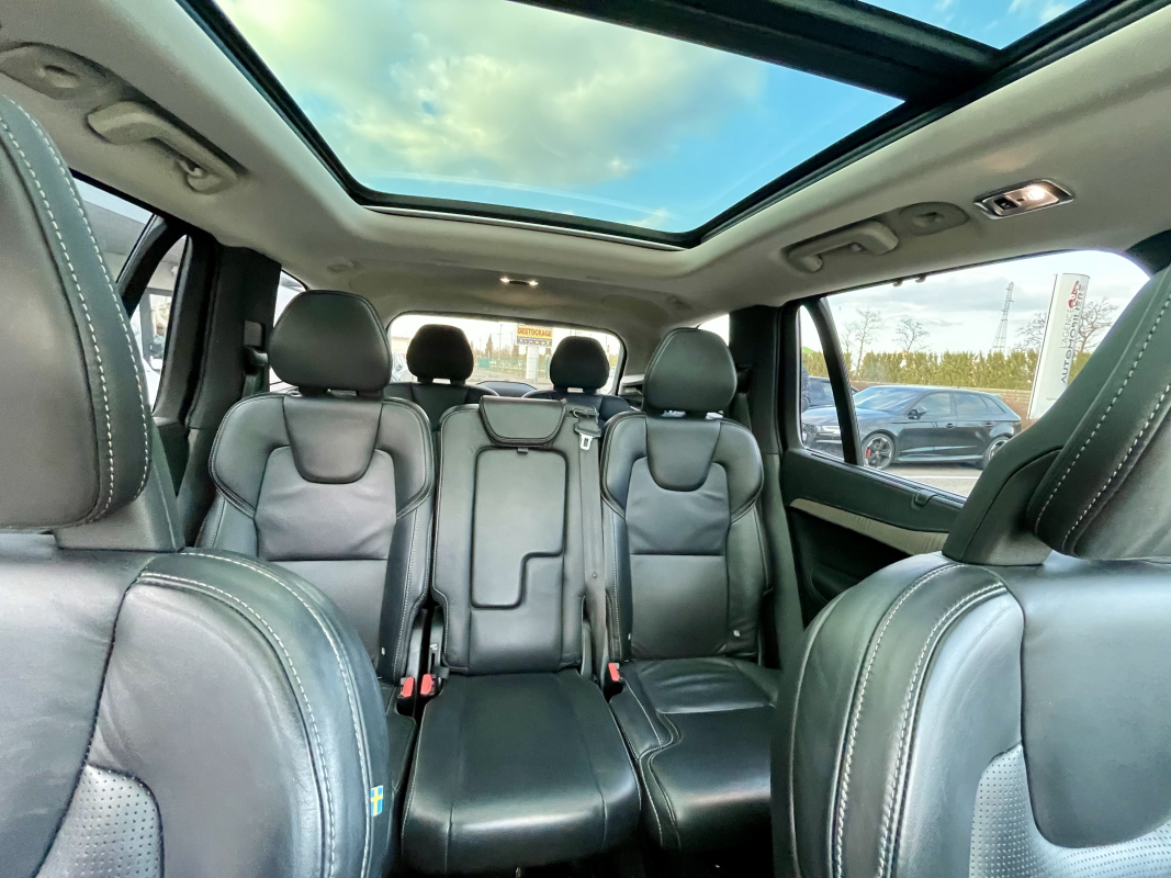 Volvo XC90 — 28
