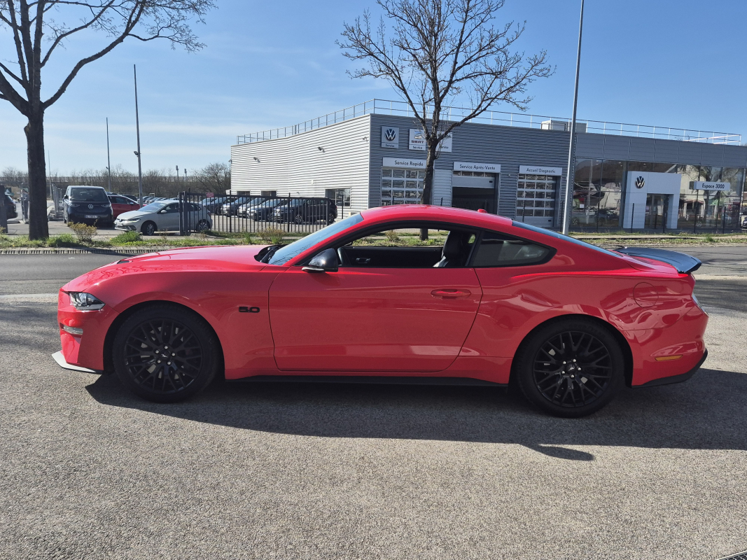 Ford Mustang — 12