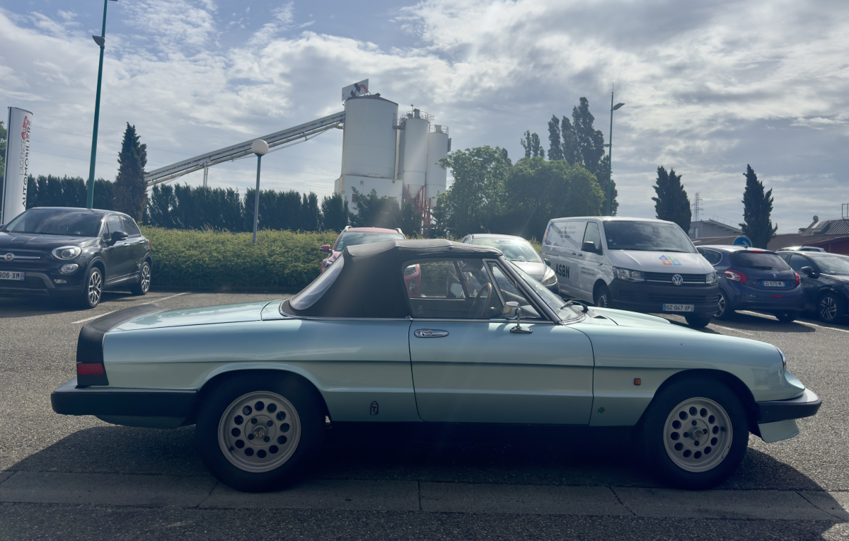 Alfa Romeo Spider — 14