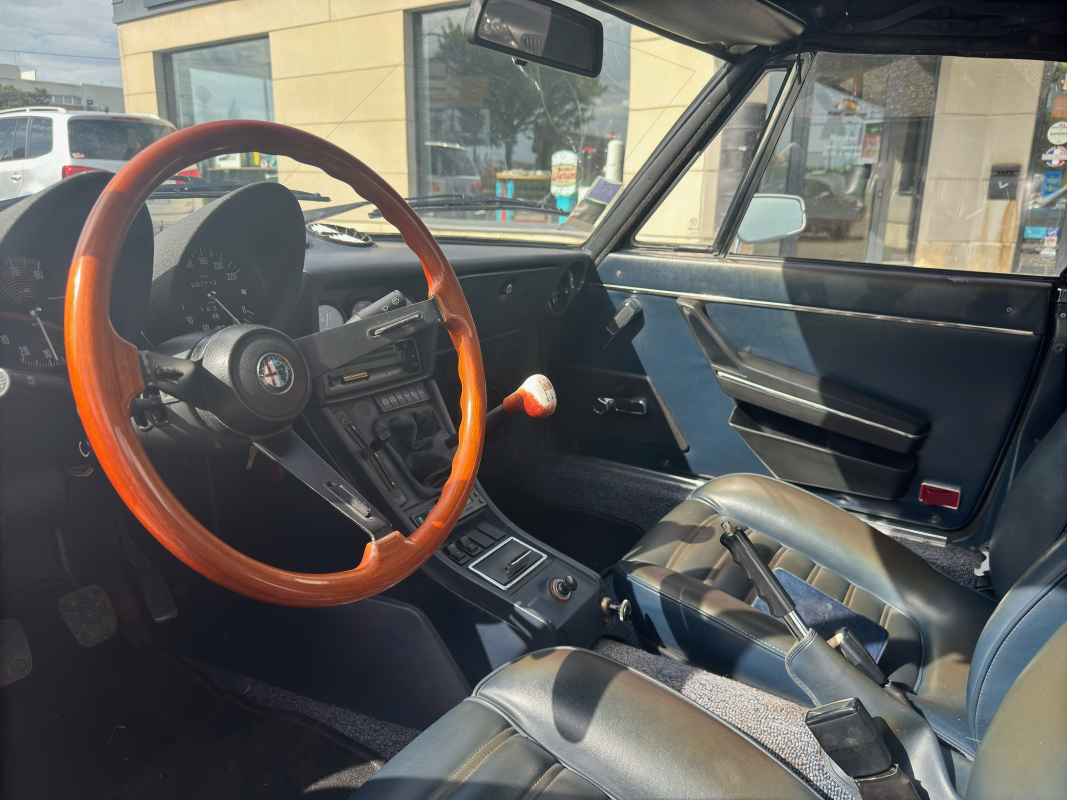 Alfa Romeo Spider — 20