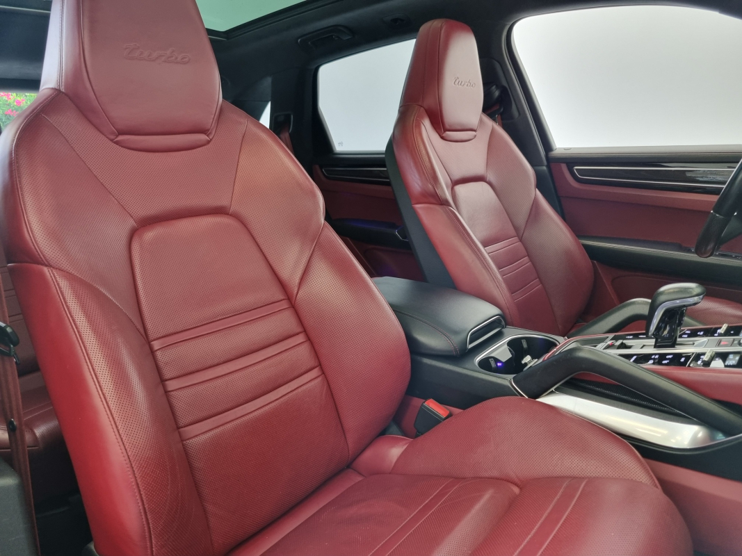 Porsche Cayenne — 46