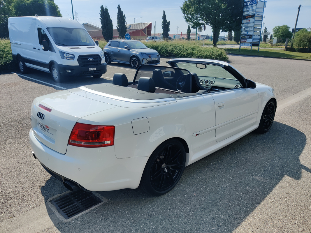 Audi RS4 — 12